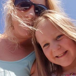 Meet your Posher, Stacy